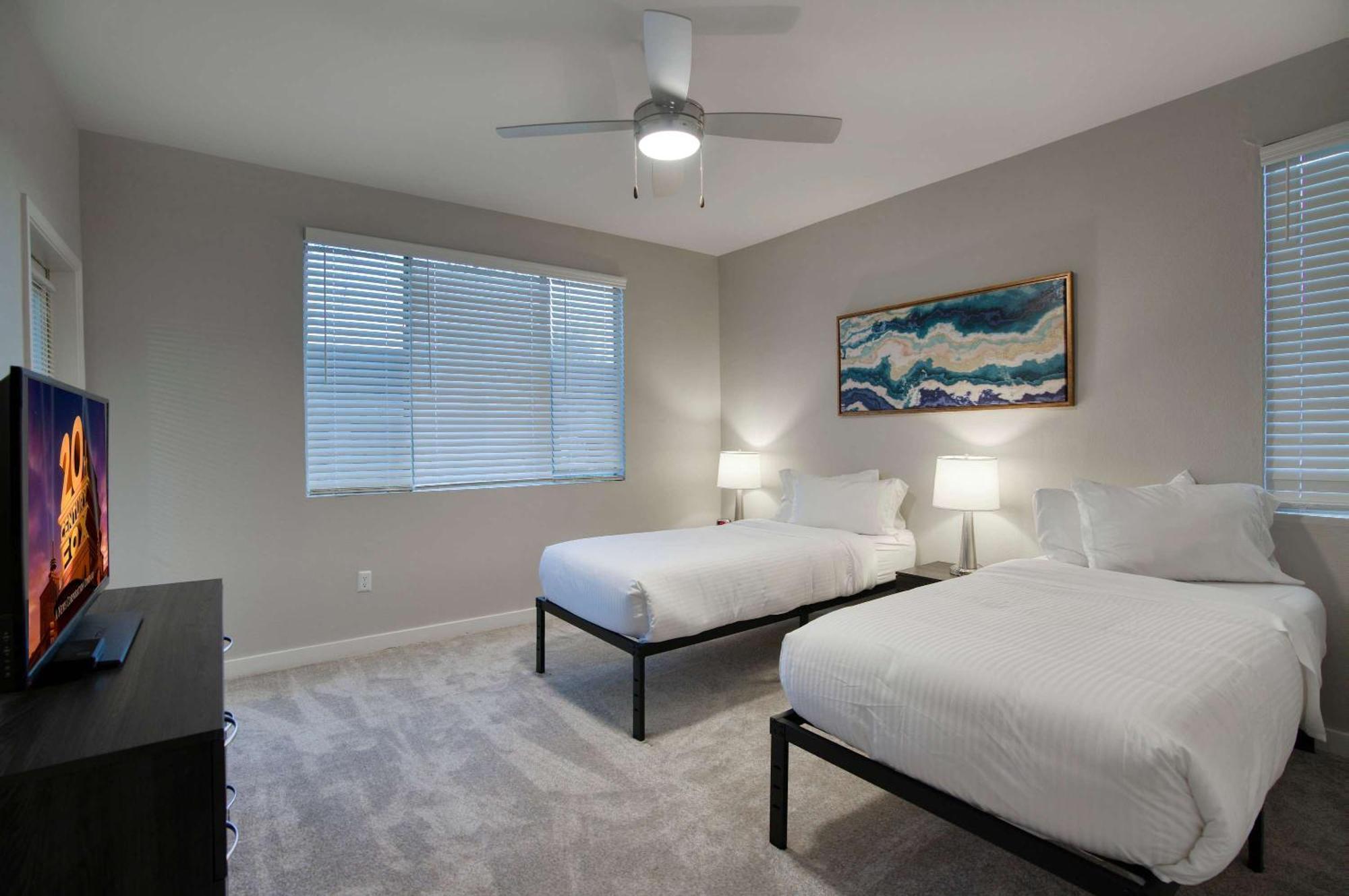 Modern 3-br Near Kierland *